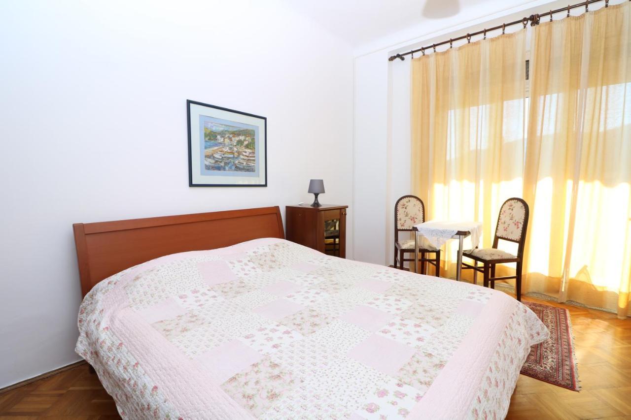 Studio Apartments Cavrak With Terrace Baška Екстериор снимка