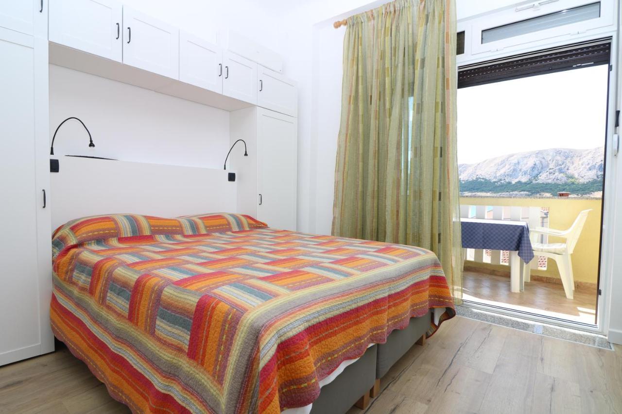 Studio Apartments Cavrak With Terrace Baška Екстериор снимка
